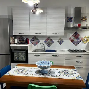https://apt-salotto-delletna.sicilyhotelsitaly.net